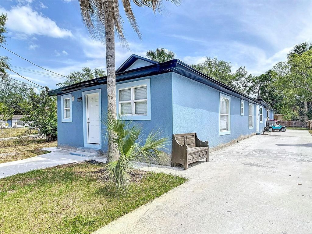 1403 W 13TH PLACE, Sanford, FL 32771