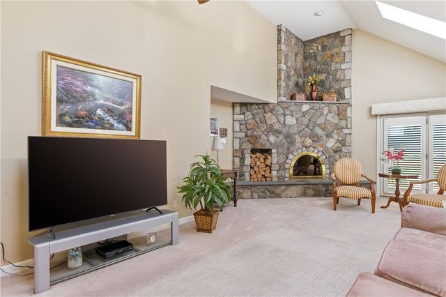 2 N Hereford Drive, Cumberland, RI 02864