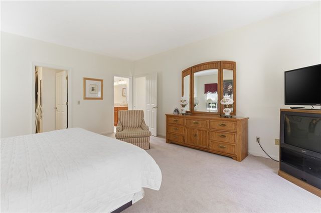 2 N Hereford Drive, Cumberland, RI 02864