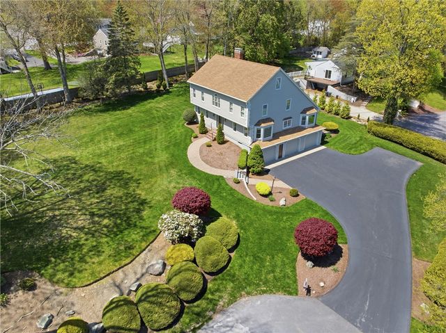 2 N Hereford Drive, Cumberland, RI 02864
