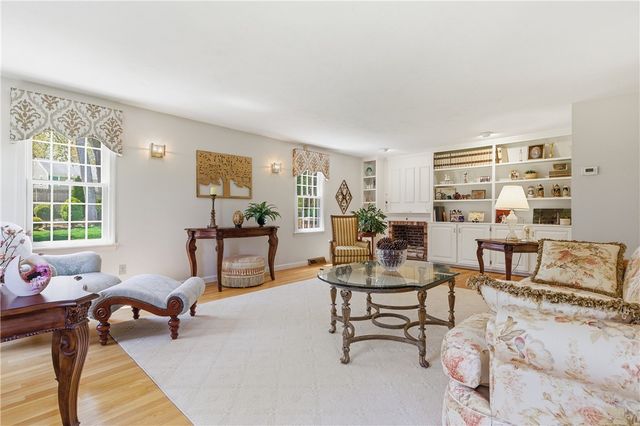 2 N Hereford Drive, Cumberland, RI 02864