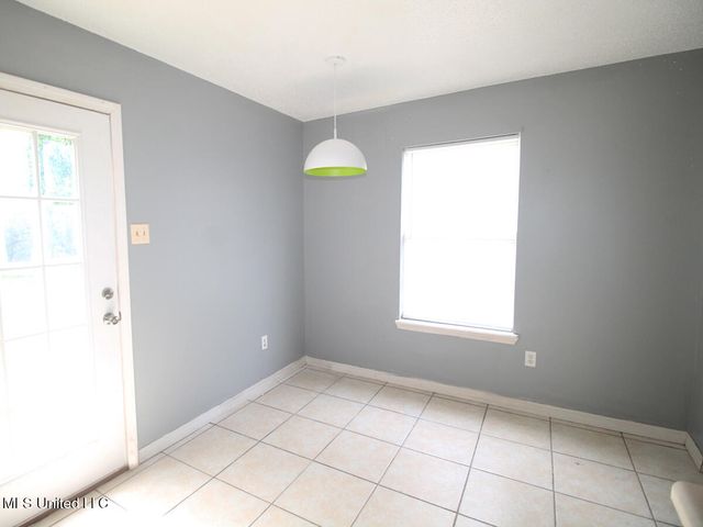 10009 Flintridge Drive, Moss Point, MS 39562
