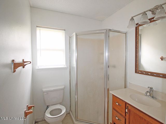 10009 Flintridge Drive, Moss Point, MS 39562