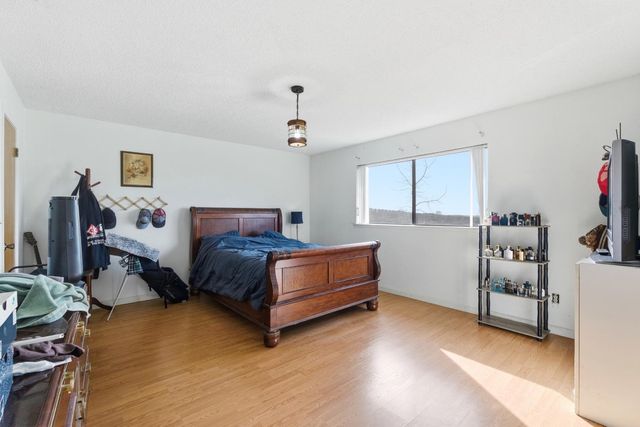 17232 Mark Road, Madera, CA 93636