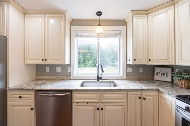 43 Chauncey St, North Attleboro, MA 02760