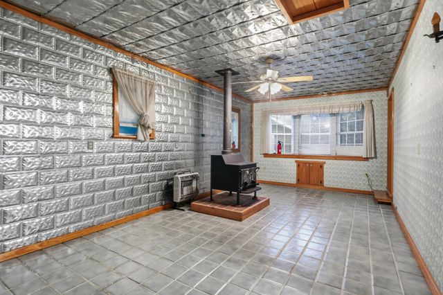 6514 White Oak Valley Circle, Mc Donald, TN 37353