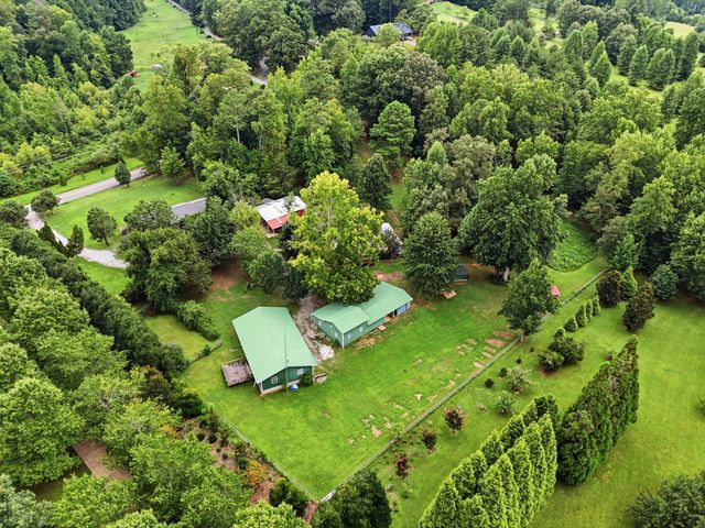 6514 White Oak Valley Circle, Mc Donald, TN 37353