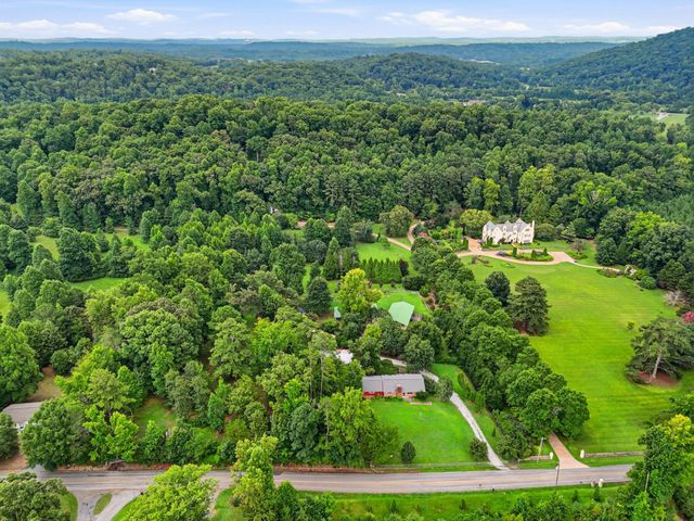 6514 White Oak Valley Circle, Mc Donald, TN 37353