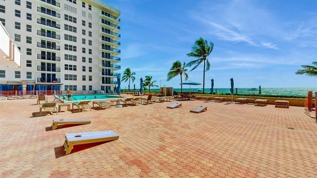 1149 Hillsboro Mile 610, Hillsboro Beach, FL 33062