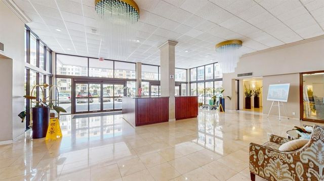 1149 Hillsboro Mile 610, Hillsboro Beach, FL 33062