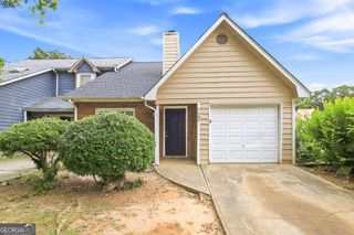 7980 Woodlake Drive, Riverdale, GA 30274