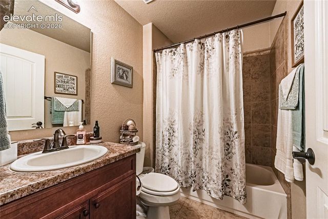 6668 Dark Oak View, Colorado Springs, CO 80923