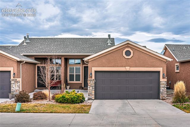 6668 Dark Oak View, Colorado Springs, CO 80923