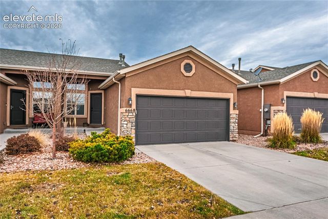 6668 Dark Oak View, Colorado Springs, CO 80923
