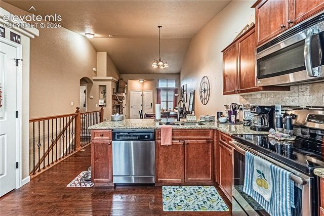 6668 Dark Oak View, Colorado Springs, CO 80923