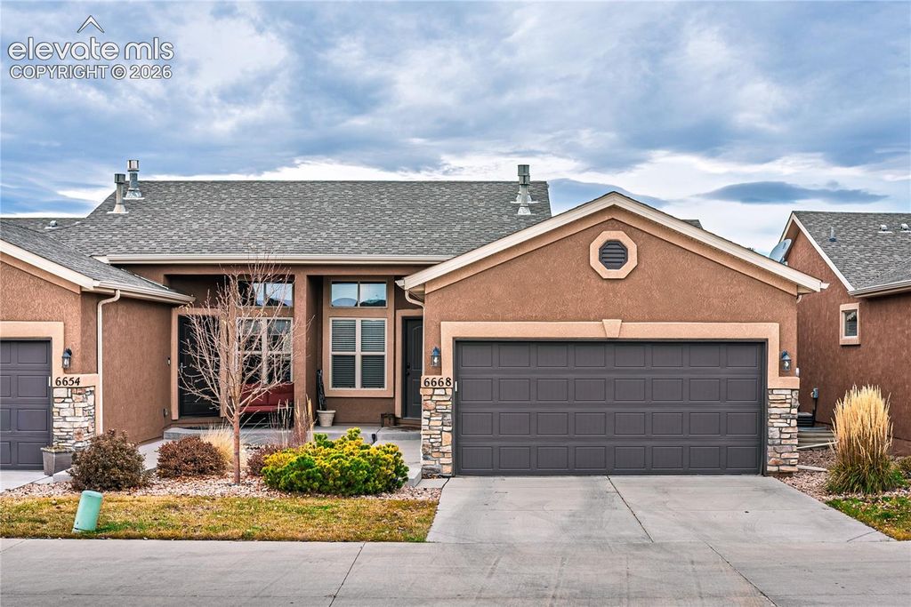 6668 Dark Oak View, Colorado Springs, CO 80923 — photo 2