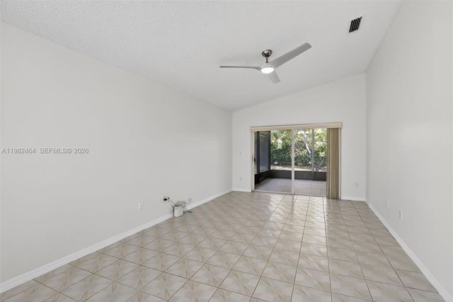 1281 NW 170th Ave, Pembroke Pines, FL 33028