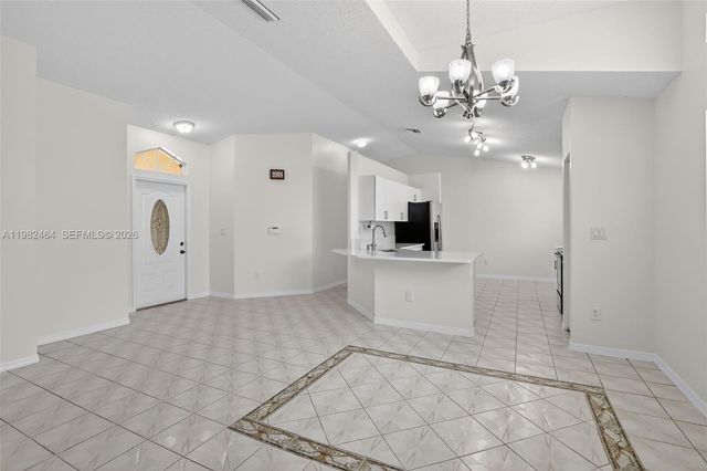 1281 NW 170th Ave, Pembroke Pines, FL 33028