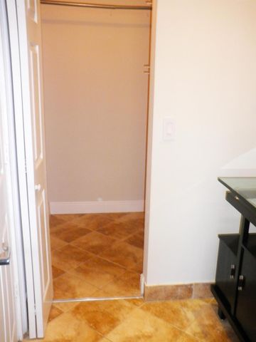 427 Cottonwood Place, Boca Raton, FL 33431