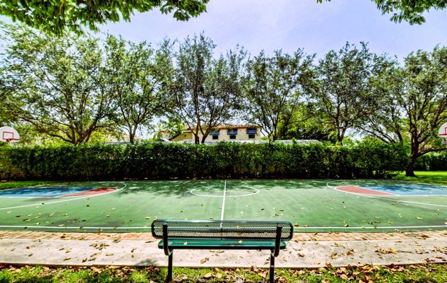 427 Cottonwood Place, Boca Raton, FL 33431