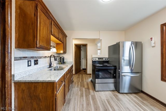 4385 W 229th Street, Fairview Park, OH 44126