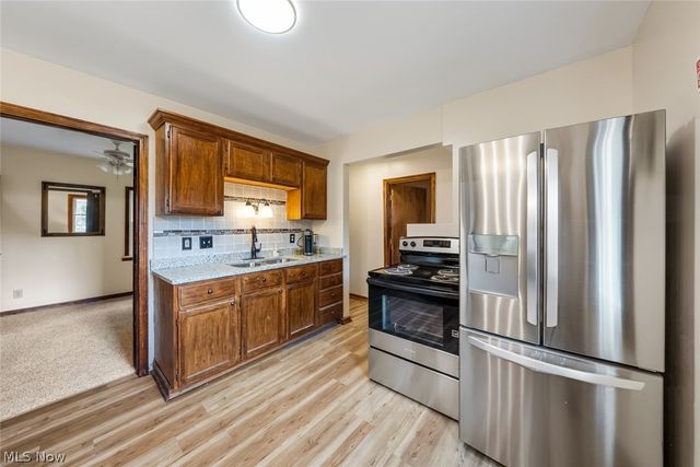 4385 W 229th Street, Fairview Park, OH 44126