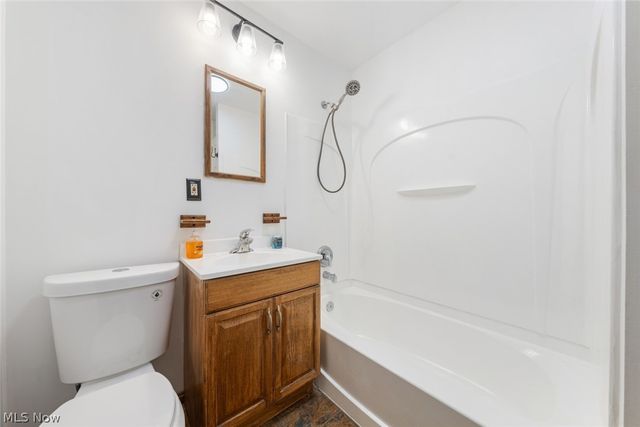 4385 W 229th Street, Fairview Park, OH 44126