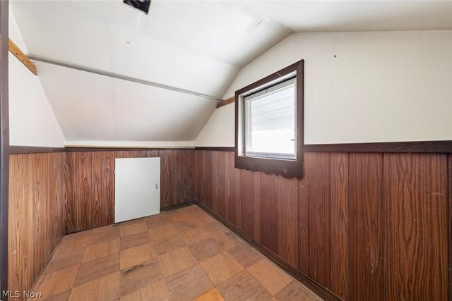 4385 W 229th Street, Fairview Park, OH 44126