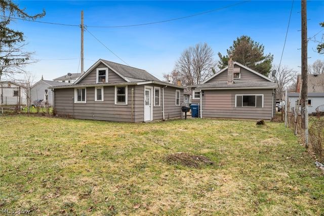 4385 W 229th Street, Fairview Park, OH 44126