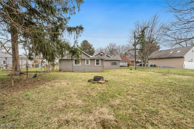 4385 W 229th Street, Fairview Park, OH 44126