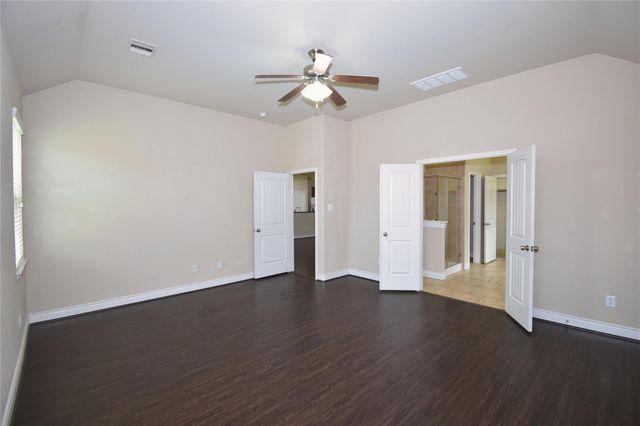 5623 S Denham Ridge Lane, Spring, TX 77389