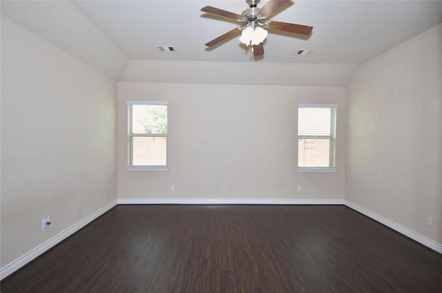 5623 S Denham Ridge Lane, Spring, TX 77389