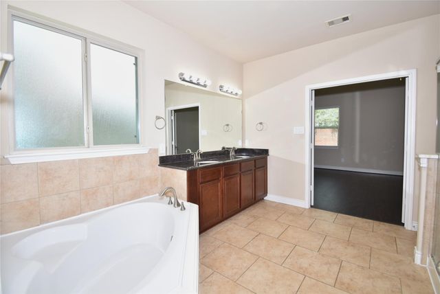 5623 S Denham Ridge Lane, Spring, TX 77389