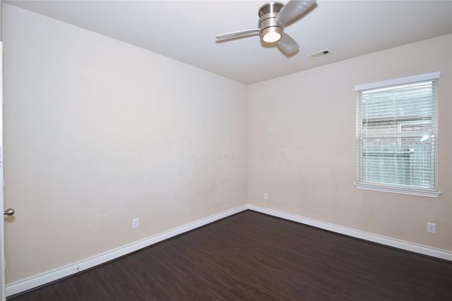 5623 S Denham Ridge Lane, Spring, TX 77389