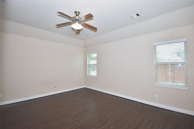 5623 S Denham Ridge Lane, Spring, TX 77389