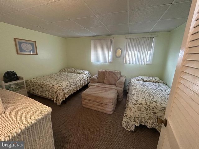 427 E MONTEREY AVE, Wildwood, NJ 08260