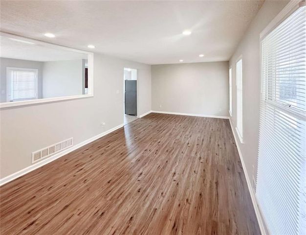 4060 W Stubbs Road W, South Fulton, GA 30349