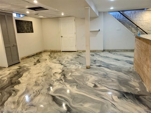 15867 Loreto Street, Roseville, MI 48066