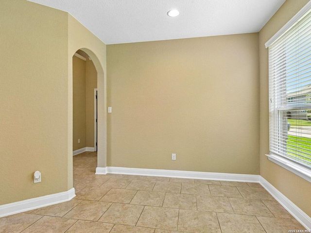 2949 Mistywood Ln, Schertz, TX 78108
