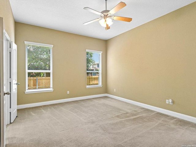 2949 Mistywood Ln, Schertz, TX 78108