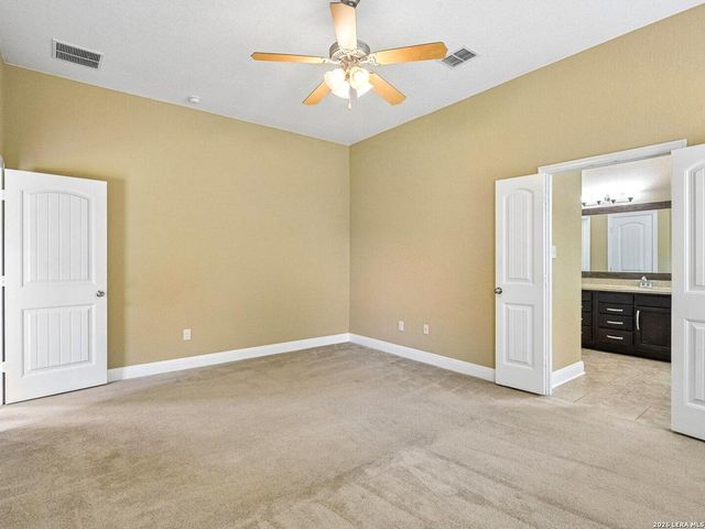 2949 Mistywood Ln, Schertz, TX 78108