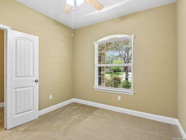 2949 Mistywood Ln, Schertz, TX 78108