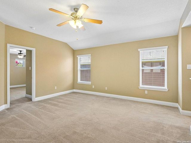 2949 Mistywood Ln, Schertz, TX 78108