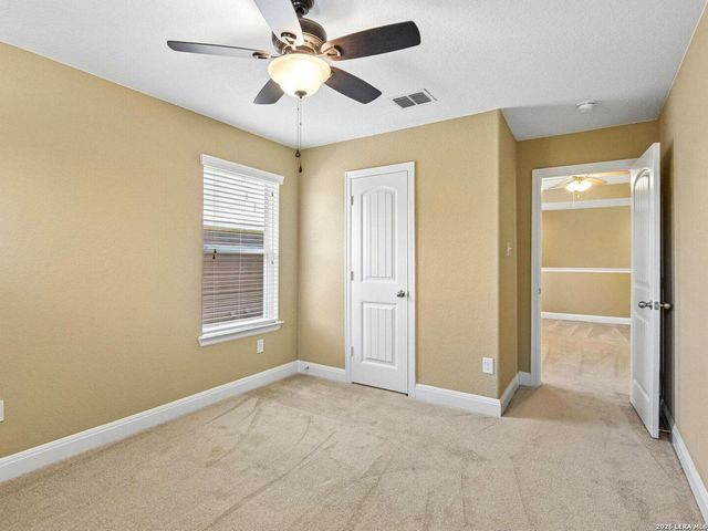 2949 Mistywood Ln, Schertz, TX 78108