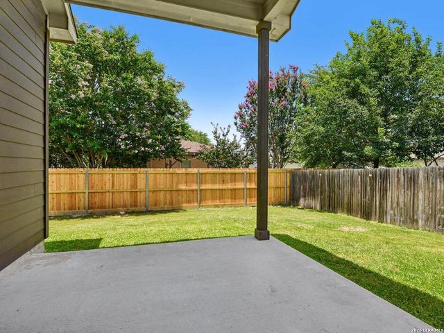 2949 Mistywood Ln, Schertz, TX 78108