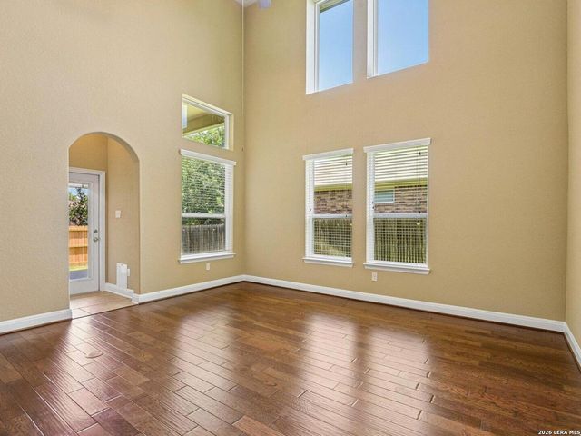 2949 Mistywood Ln, Schertz, TX 78108