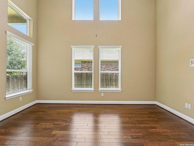 2949 Mistywood Ln, Schertz, TX 78108