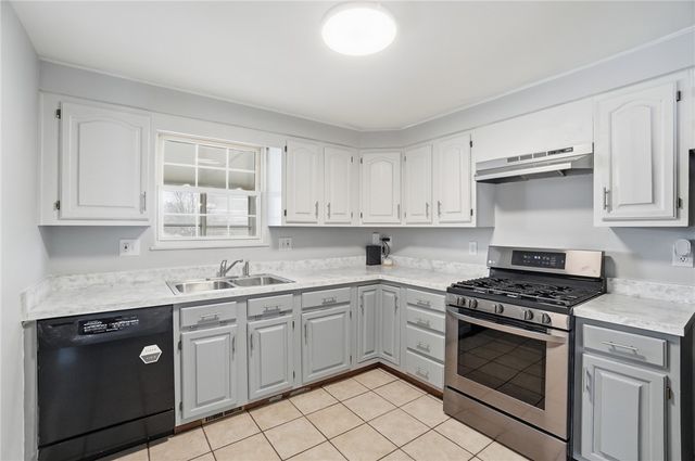 4061 Forest Ridge Boulevard, Riverside, OH 45424