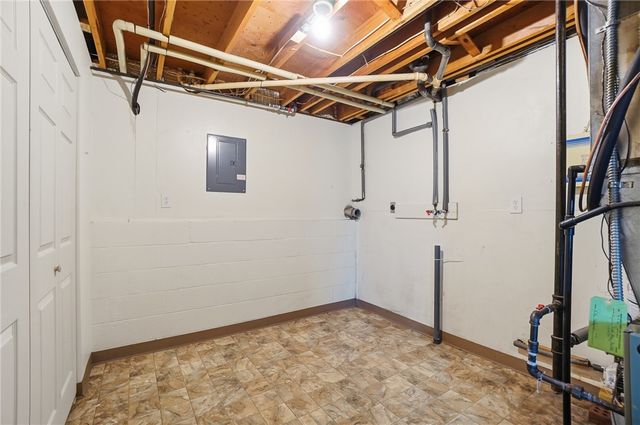 4061 Forest Ridge Boulevard, Riverside, OH 45424