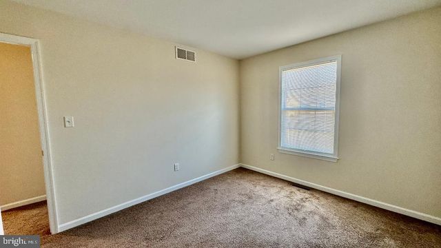 422 CALBURN CT, Bear, DE 19701